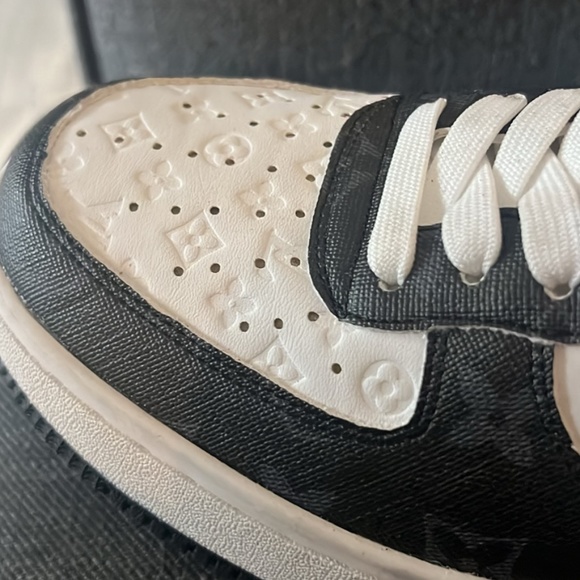 Louis Vuitton Nike air sneakers main image 6